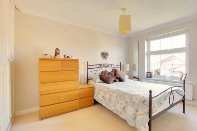 Bedroom 1 (Double)