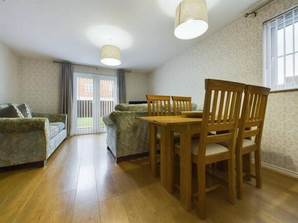 Principal reception room and dining room