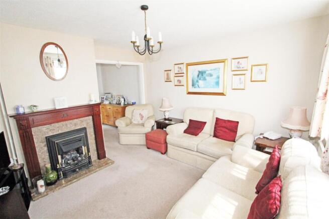 IMG_8984 sitt fireplace.jpg