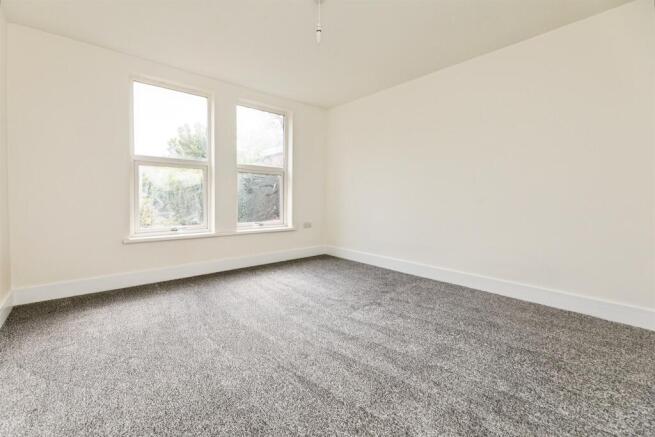 3 bed Semi-Detached for sale Image 7