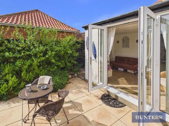 2 bed Semi-Detached Bungalow for sale Image 7