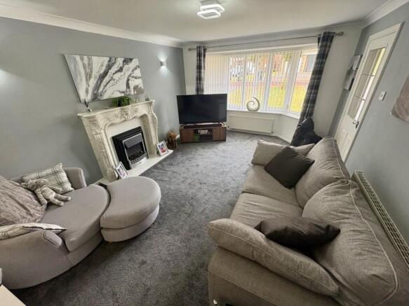 4 bed Detached for sale Image 4