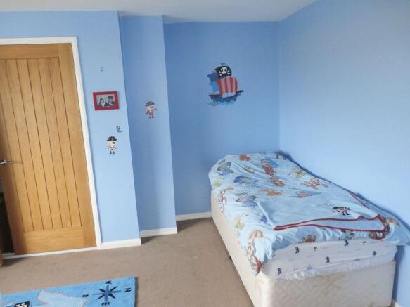 Photo 5