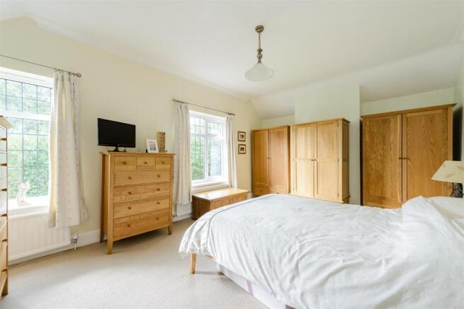 8308625-interior01.jpg