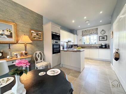 Three Fields Road, Tenterden, TN30