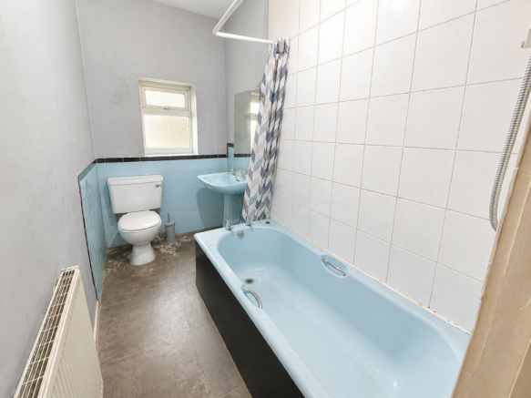 4 bed Terraced for sale Image 6