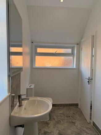 WhatsApp Image 2026-04-09 at 15.13.15 (4).jpeg