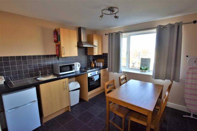 KITCHEN-DINER