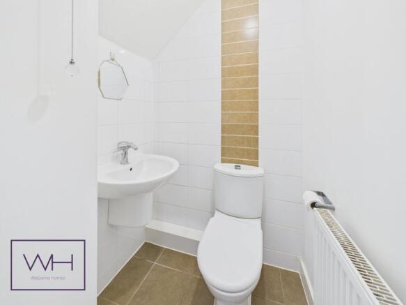 4 bed Town House for sale Image 9