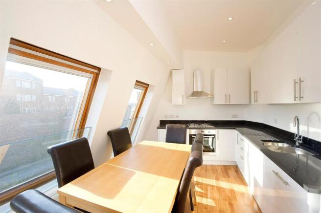 Lettings Brook Green Lena Gardensa - Kitchen.jpg