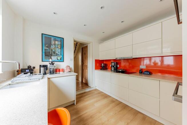 Kitchen (2)
