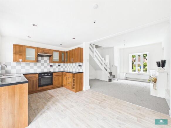 2 bed Terraced for sale Image 5
