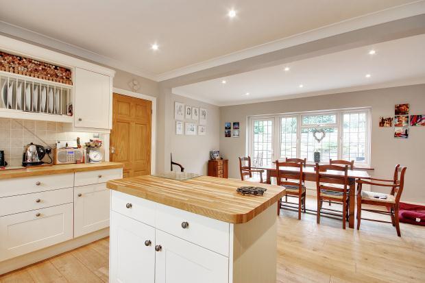 Kitchen/Dining Room
