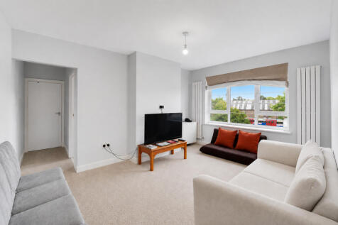 London Road, Morden, SM4