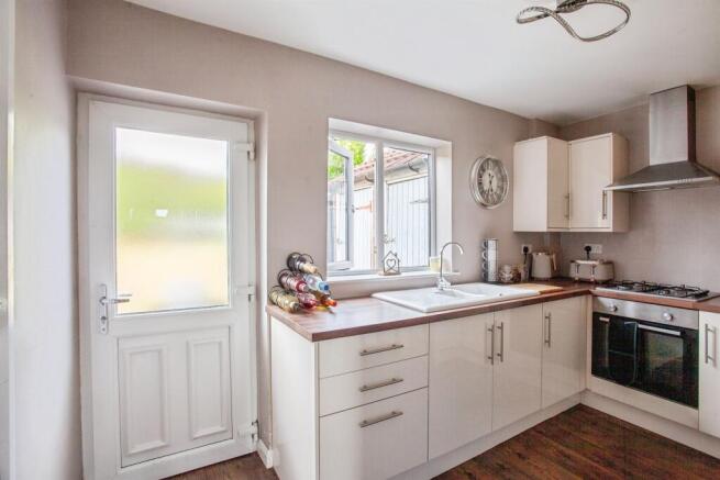2 bed End of Terrace for sale Image 4