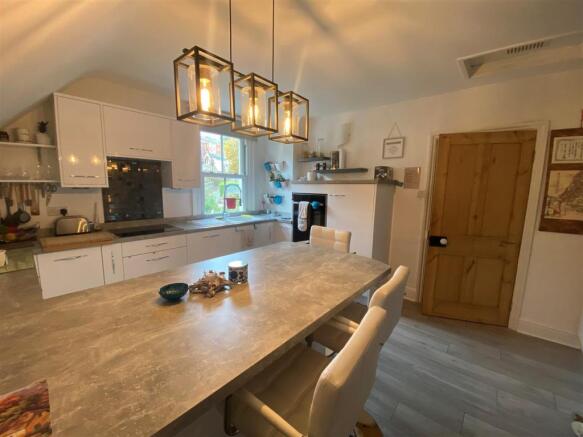 fairlea kitchen2.jpg