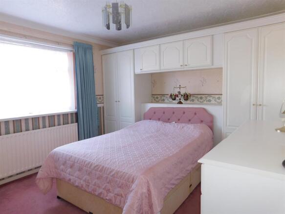 bedroom 1a
