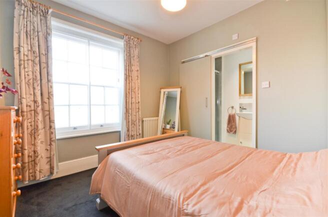 Bedroom 1 - Newport - Isle of Wight Estate Agents 