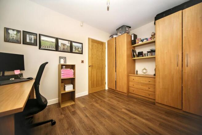 3 bed Detached for sale Image 11