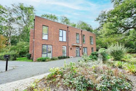 Heysham Drive, Watford, WD19