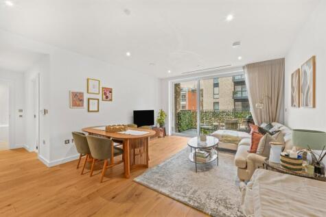 Carrick Yard,
3 Fisherton Street, NW8