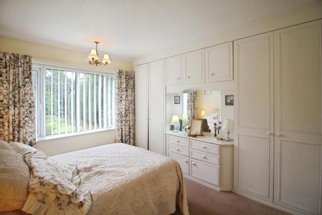 3 bed Semi-Detached for sale Image 10
