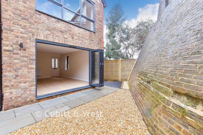 External Lifestyle Photograph