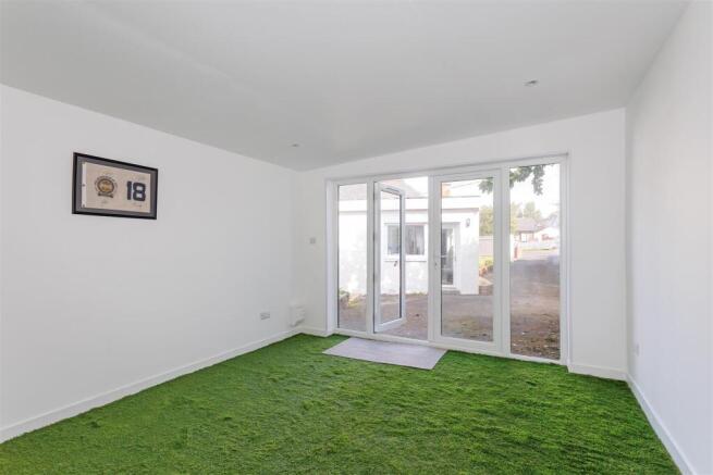 13 Barony rd 05.jpg