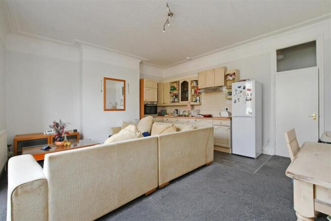 12 bed Block of Apartments for sale Image 12