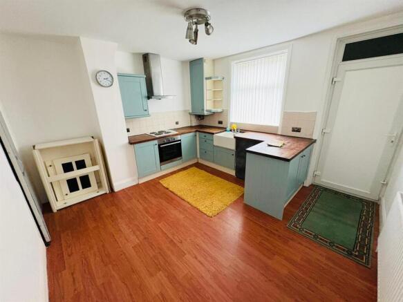 Fitted Dining Kitchen: