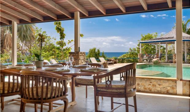 Al Fresco Dining
