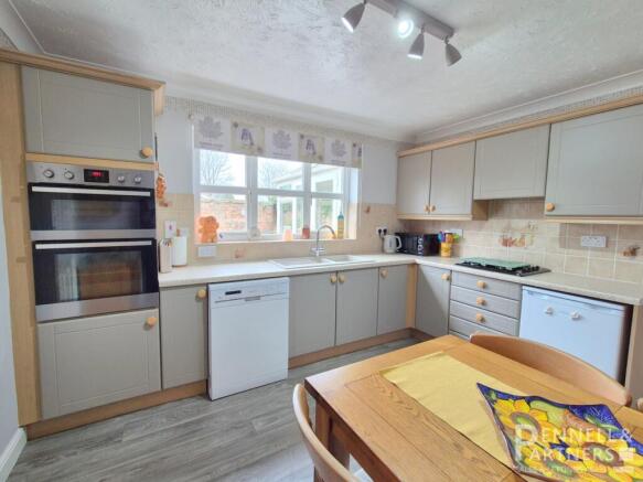 Elm Park, Whittlesey, Peterborough, PE7 photo 4