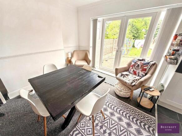 3 bed Semi-Detached for sale Image 6