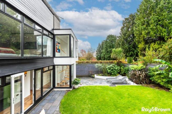 Photo 50
