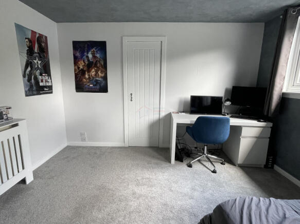 Bedroom 3b.JPG