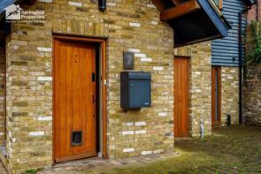7, Hundreds Farm Stables, Westgate-on-sea CT8 8LU