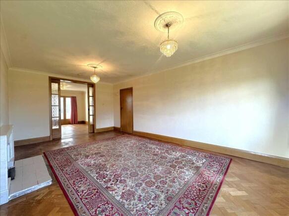 3 bed Bungalow for sale Image 4