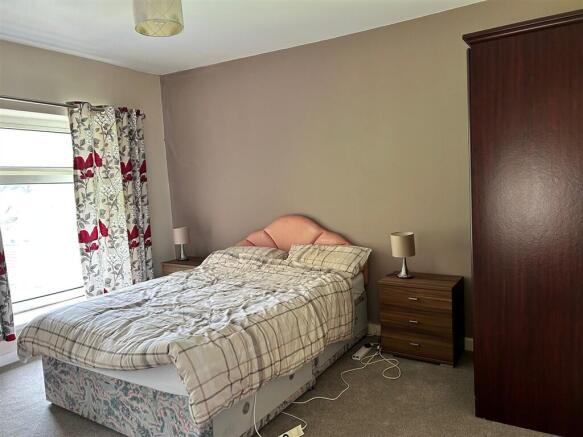 Sunny Bank, Ogmore Vale, BRIDGEND photo 4