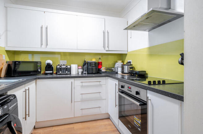 1446578-6-69de623...