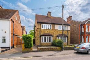 51, Rucklers Lane, Kings Langley WD4 8AX