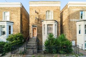Flat B, 93, Albyn Road, London SE8 4EB