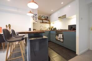 19, Montana Gardens, Lower Sydenham, London SE26 5BF