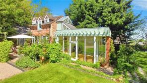 The Coach House, Forge Lane, Shorne, Gravesend DA12 3DP