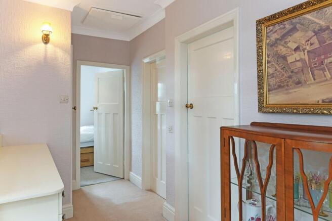 3 bed Semi-Detached for sale Image 11