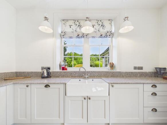 2 bed Detached for sale Image 7