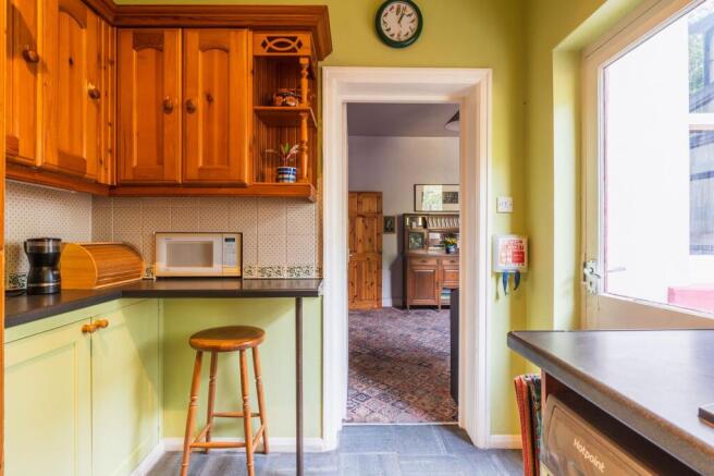 4 bed Terraced for sale Image 9