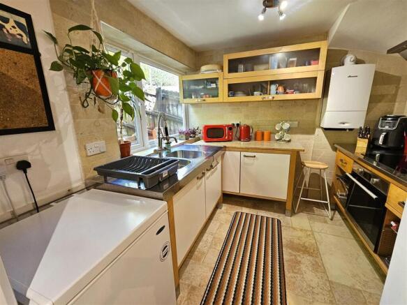 Kitchen.jpg