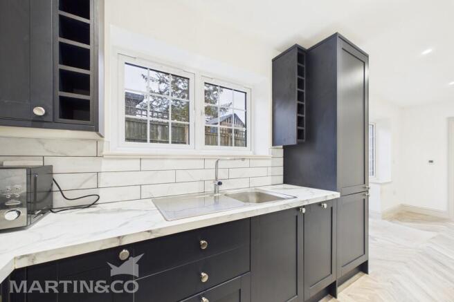 CAM01953G0-PR0147...