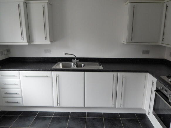 The Avenue, Didcot photo 4
