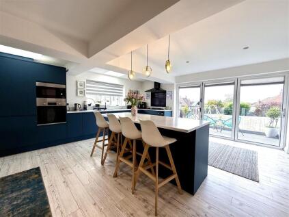 West Lea Drive, Moortown, LS17